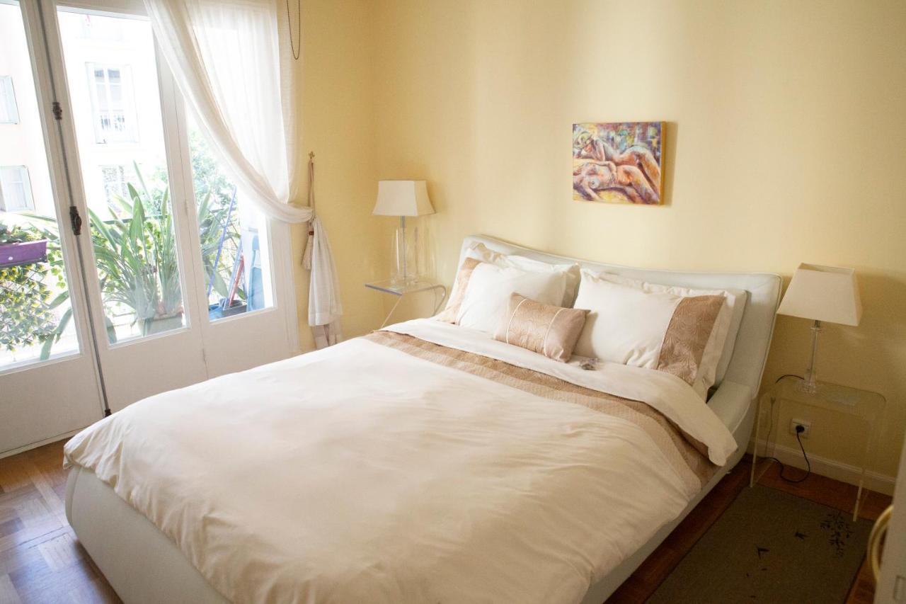 Chill Out Apartment, 2 Mins From Beach Nizza Exterior foto