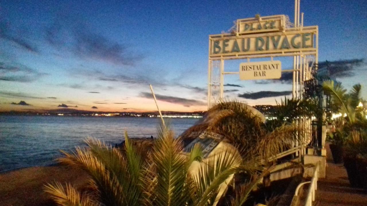 Chill Out Apartment, 2 Mins From Beach Nizza Exterior foto